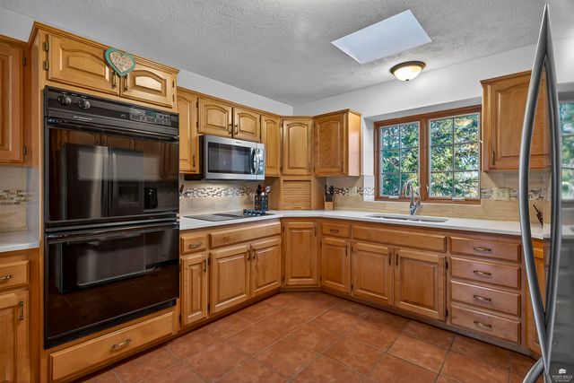 3912 Barbara Lane, Manhattan, KS 66503