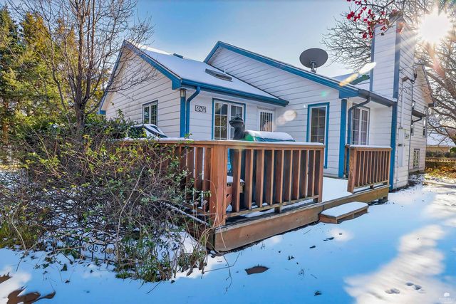 3912 Barbara Lane, Manhattan, KS 66503