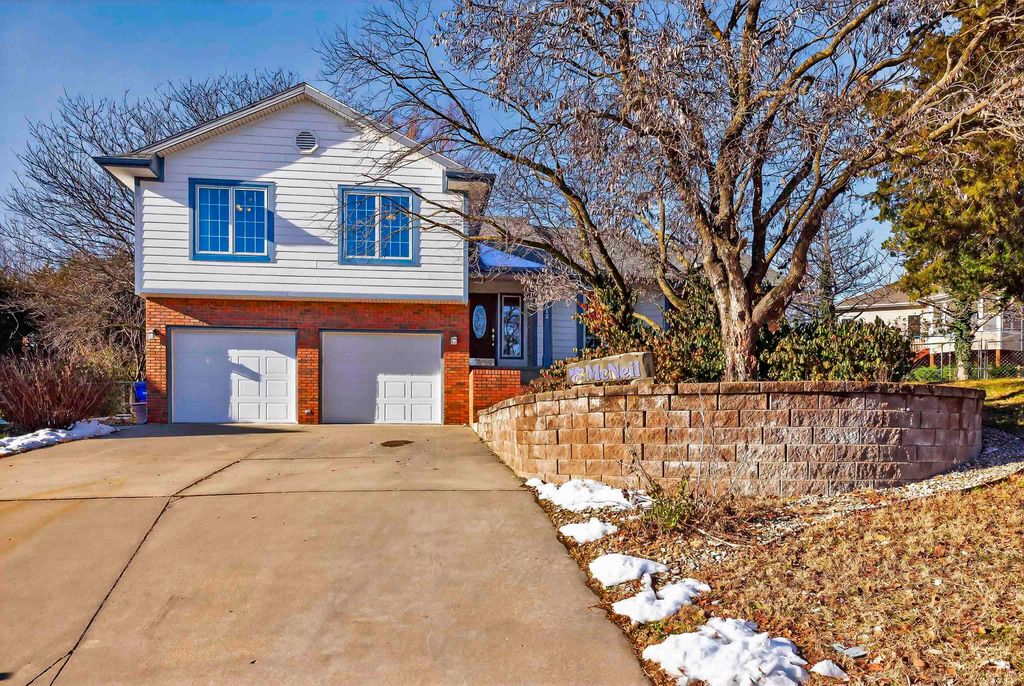 3912 Barbara Lane, Manhattan, KS 66503