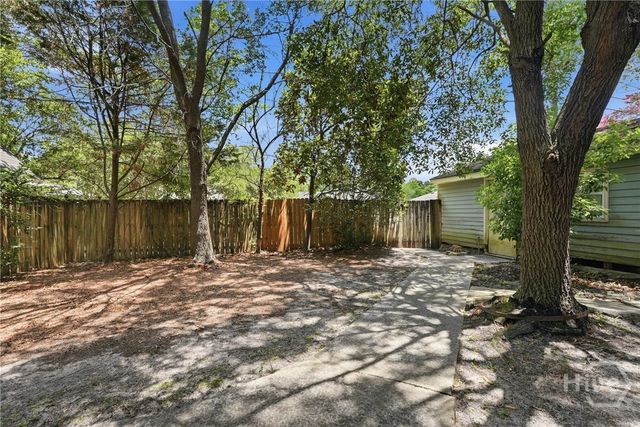 316 Columbus Drive, Savannah, GA 31405