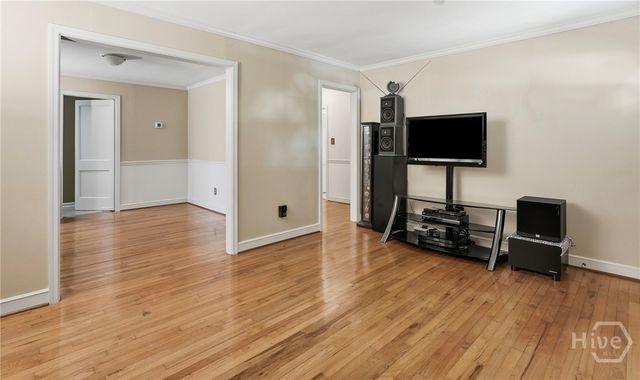 316 Columbus Drive, Savannah, GA 31405