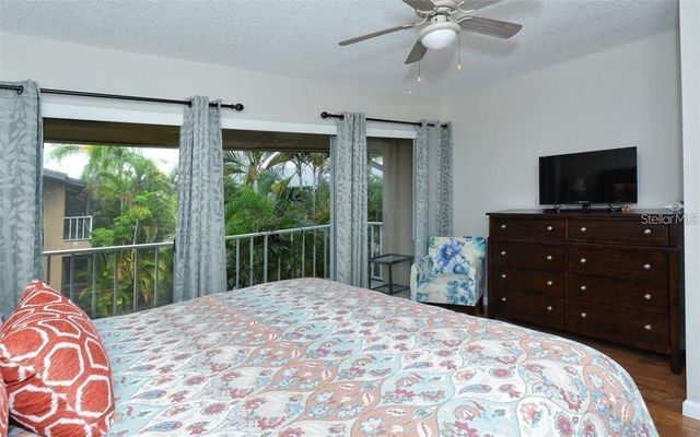 2946 CLARK ROAD 2946, Sarasota, FL 34231