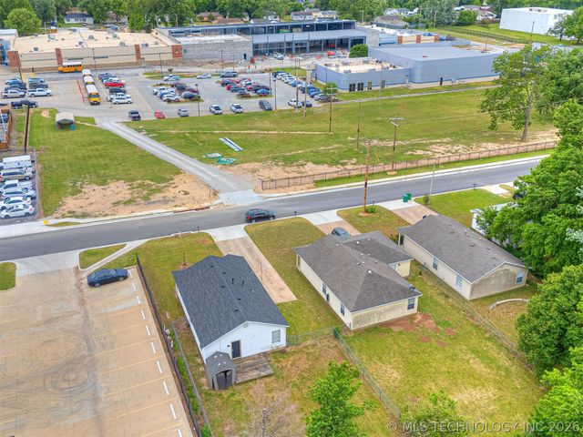 17 W Ross Avenue W, Sapulpa, OK 74066
