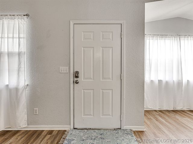 17 W Ross Avenue W, Sapulpa, OK 74066