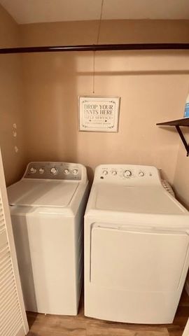 1831 Sherwood Forest Street 28, Houston, TX 77043