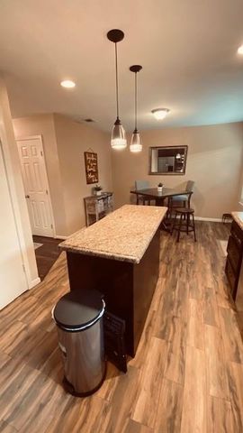 1831 Sherwood Forest Street 28, Houston, TX 77043