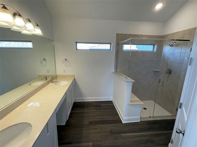 185 Monroe DR, Kyle, TX 78640