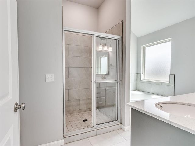 19712 Brookville Drive, Edmond, OK 73012