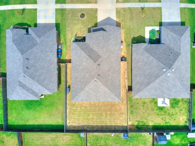 19712 Brookville Drive, Edmond, OK 73012