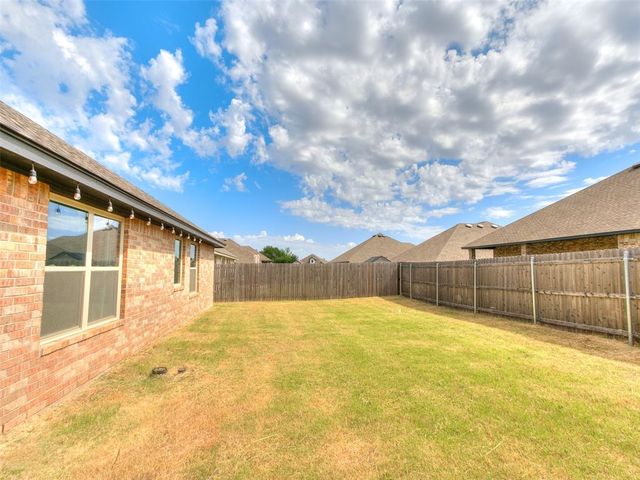 19712 Brookville Drive, Edmond, OK 73012