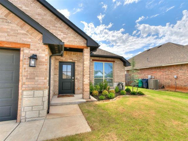 19712 Brookville Drive, Edmond, OK 73012
