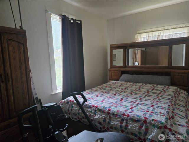 7610 Union Mills Road SE, Lacey, WA 98503