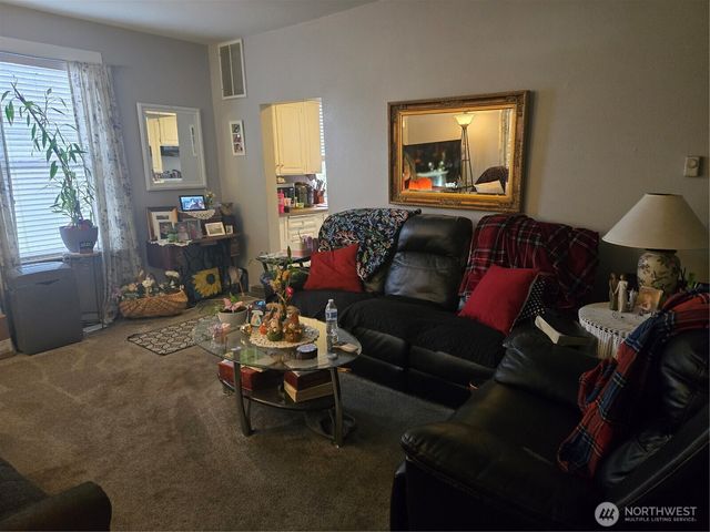 7610 Union Mills Road SE, Lacey, WA 98503