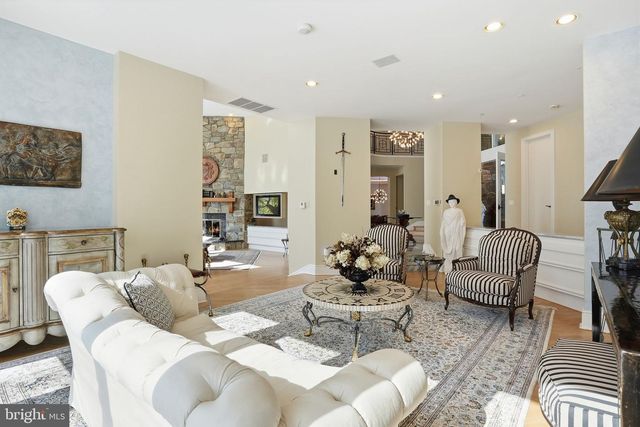 11940 RIVER RD, Potomac, MD 20854