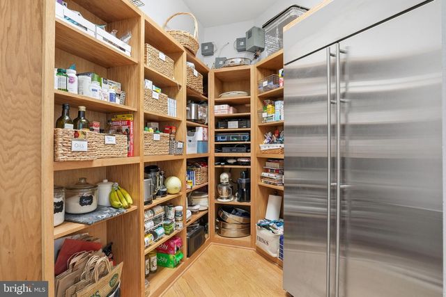 11940 RIVER RD, Potomac, MD 20854