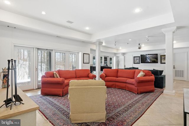 11940 RIVER RD, Potomac, MD 20854