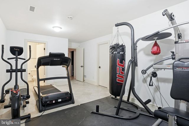 11940 RIVER RD, Potomac, MD 20854