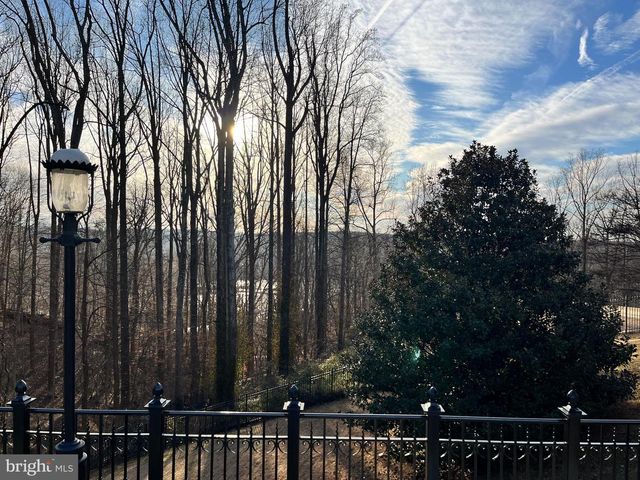 11940 RIVER RD, Potomac, MD 20854