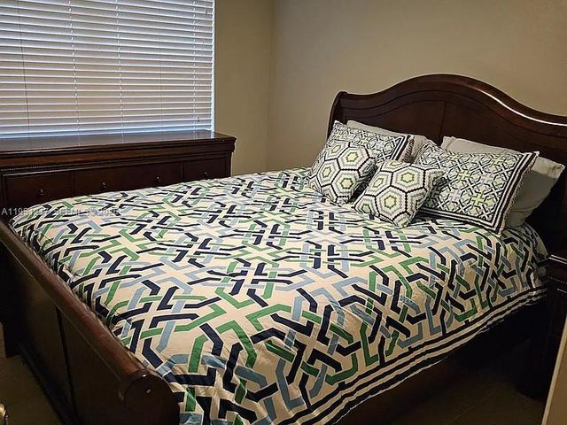 1100 Salzedo St 1A, Coral Gables, FL 33134