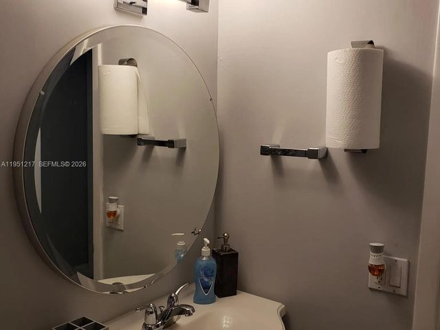 1100 Salzedo St 1A, Coral Gables, FL 33134