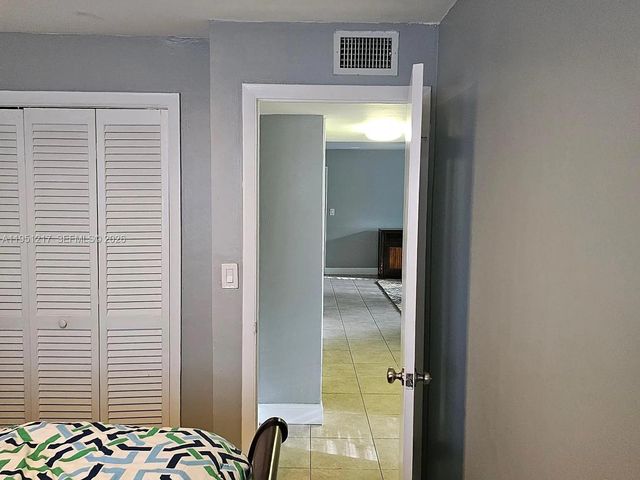 1100 Salzedo St 1A, Coral Gables, FL 33134