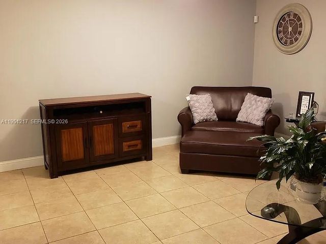 1100 Salzedo St 1A, Coral Gables, FL 33134