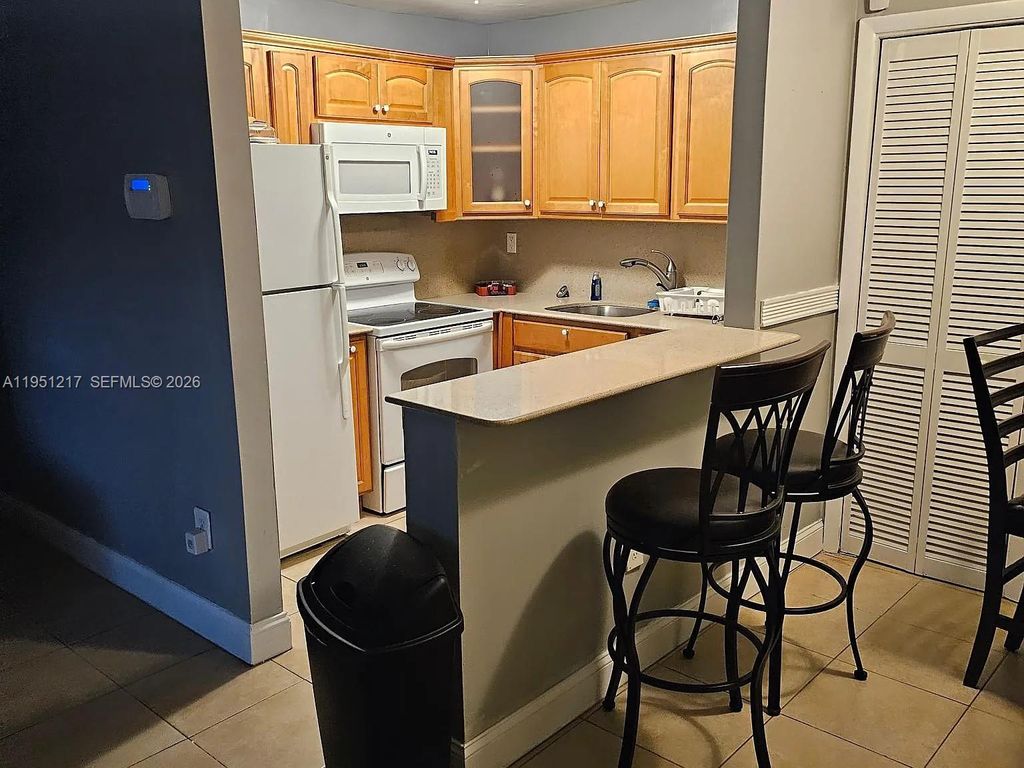 1100 Salzedo St 1A, Coral Gables, FL 33134