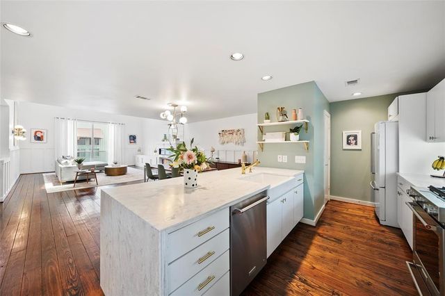 6140 Grand Boulevard, Houston, TX 77021