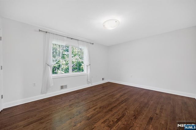 200 Laird Avenue 204, Cliffside Park, NJ 07010