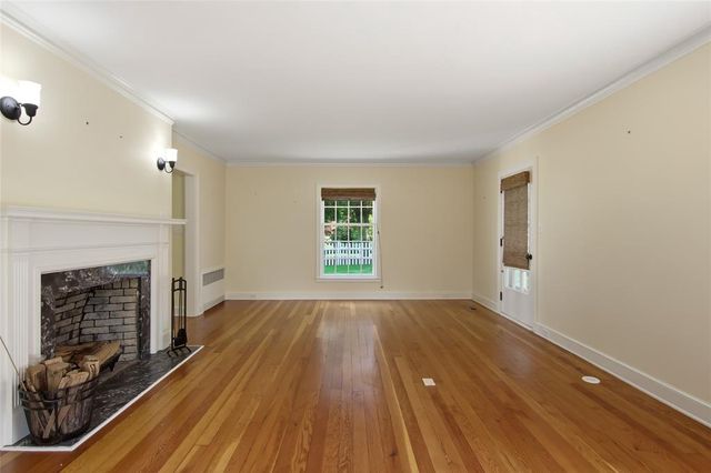 1328 Park Avenue, Eau Claire, WI 54701