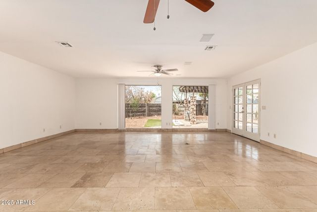 7726 E KIMSEY Lane, Scottsdale, AZ 85257