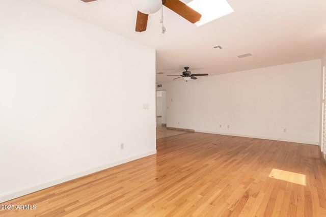 7726 E KIMSEY Lane, Scottsdale, AZ 85257