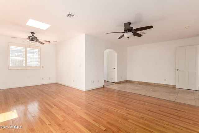 7726 E KIMSEY Lane, Scottsdale, AZ 85257