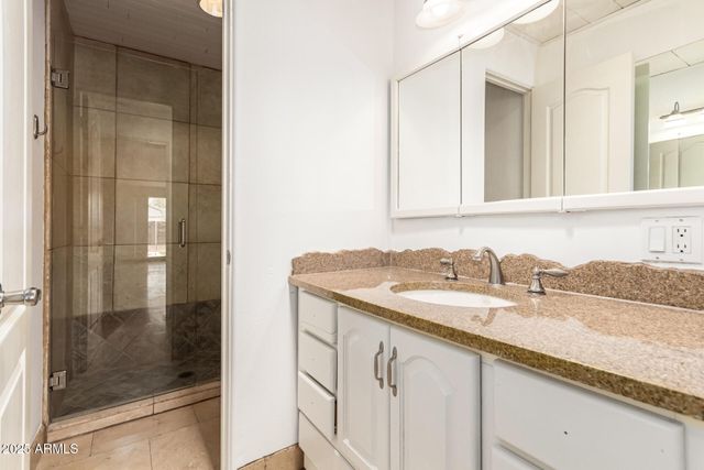 7726 E KIMSEY Lane, Scottsdale, AZ 85257