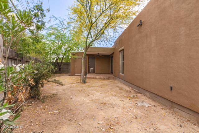 7726 E KIMSEY Lane, Scottsdale, AZ 85257