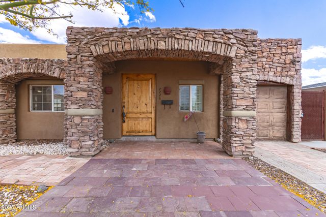 7726 E KIMSEY Lane, Scottsdale, AZ 85257