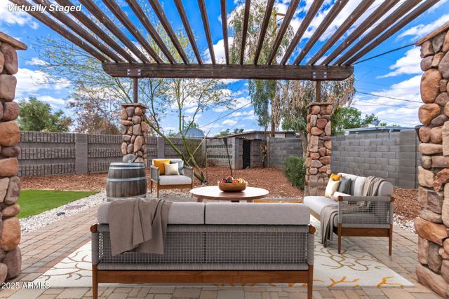 7726 E KIMSEY Lane, Scottsdale, AZ 85257