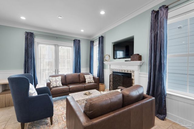 1497 Seaside Cir, Navarre Beach, FL 32566