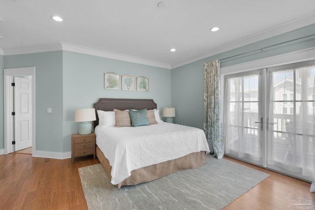 1497 Seaside Cir, Navarre Beach, FL 32566