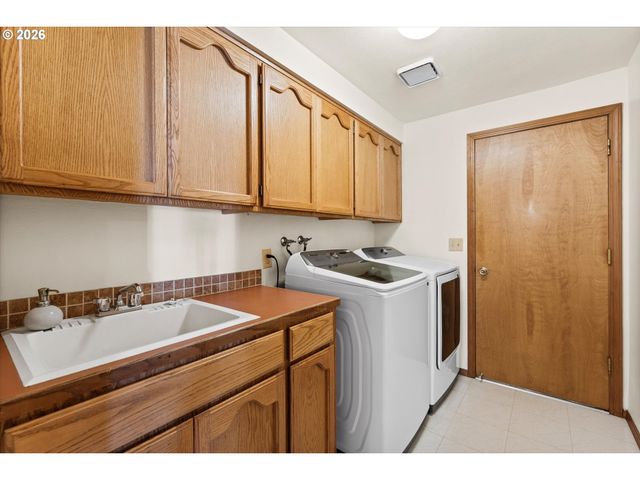 10217 Sw SUSQUEHANNA Dr, Tualatin, OR 97062