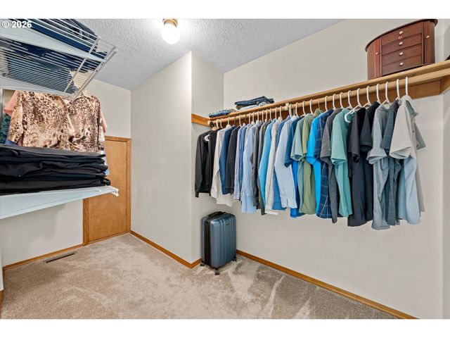 10217 Sw SUSQUEHANNA Dr, Tualatin, OR 97062