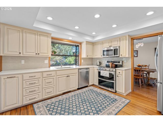 10217 Sw SUSQUEHANNA Dr, Tualatin, OR 97062