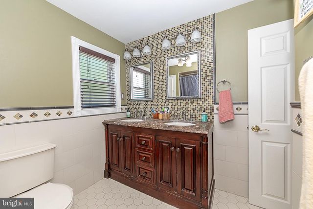 316 HAZEL AVE, Westville, NJ 08093