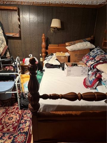 413 Lore Street, St Albans, WV 25177