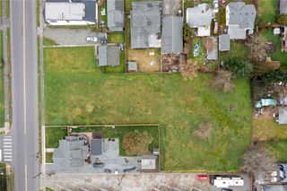 1105 W Pioneer Avenue, Puyallup, WA 98371