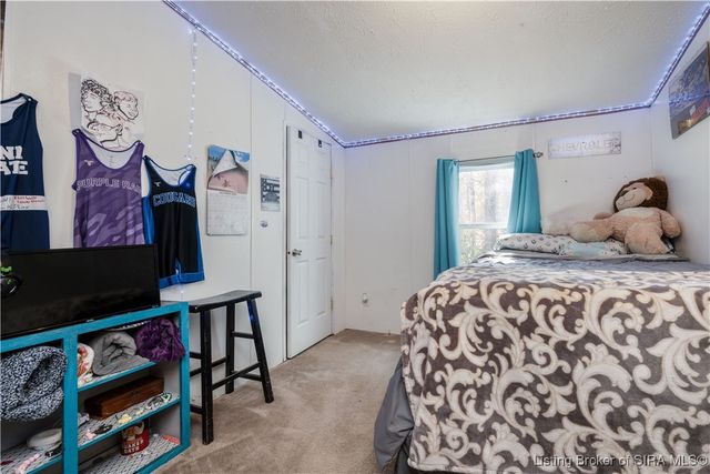 835 Hunters Road NE, Palmyra, IN 47164