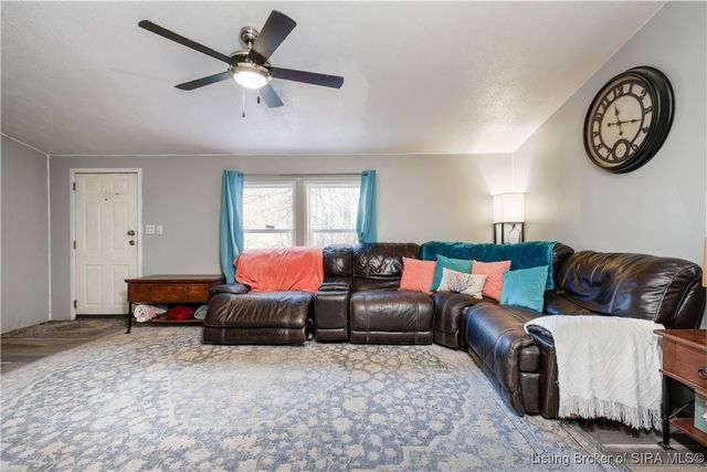 835 Hunters Road NE, Palmyra, IN 47164