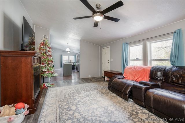 835 Hunters Road NE, Palmyra, IN 47164