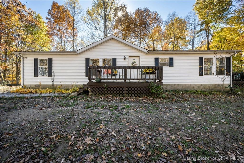 835 Hunters Road NE, Palmyra, IN 47164
