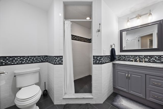 344 Salem St, Lynnfield, MA 01904